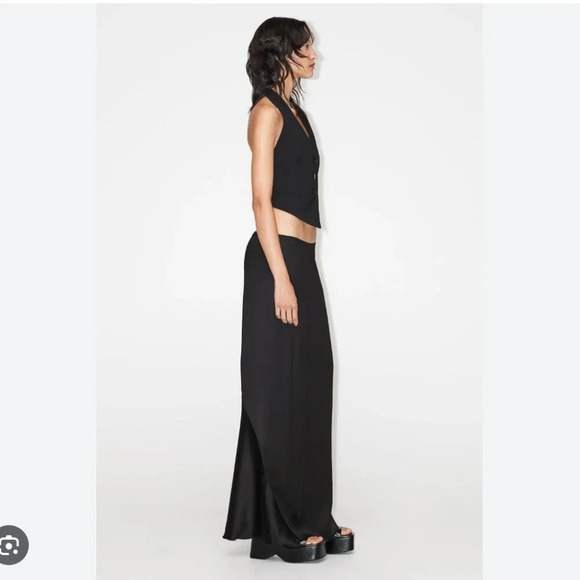 Zara Long Satin Effect Slip Maxi Skirt NWT Black Size Small - Picture 2 of 12